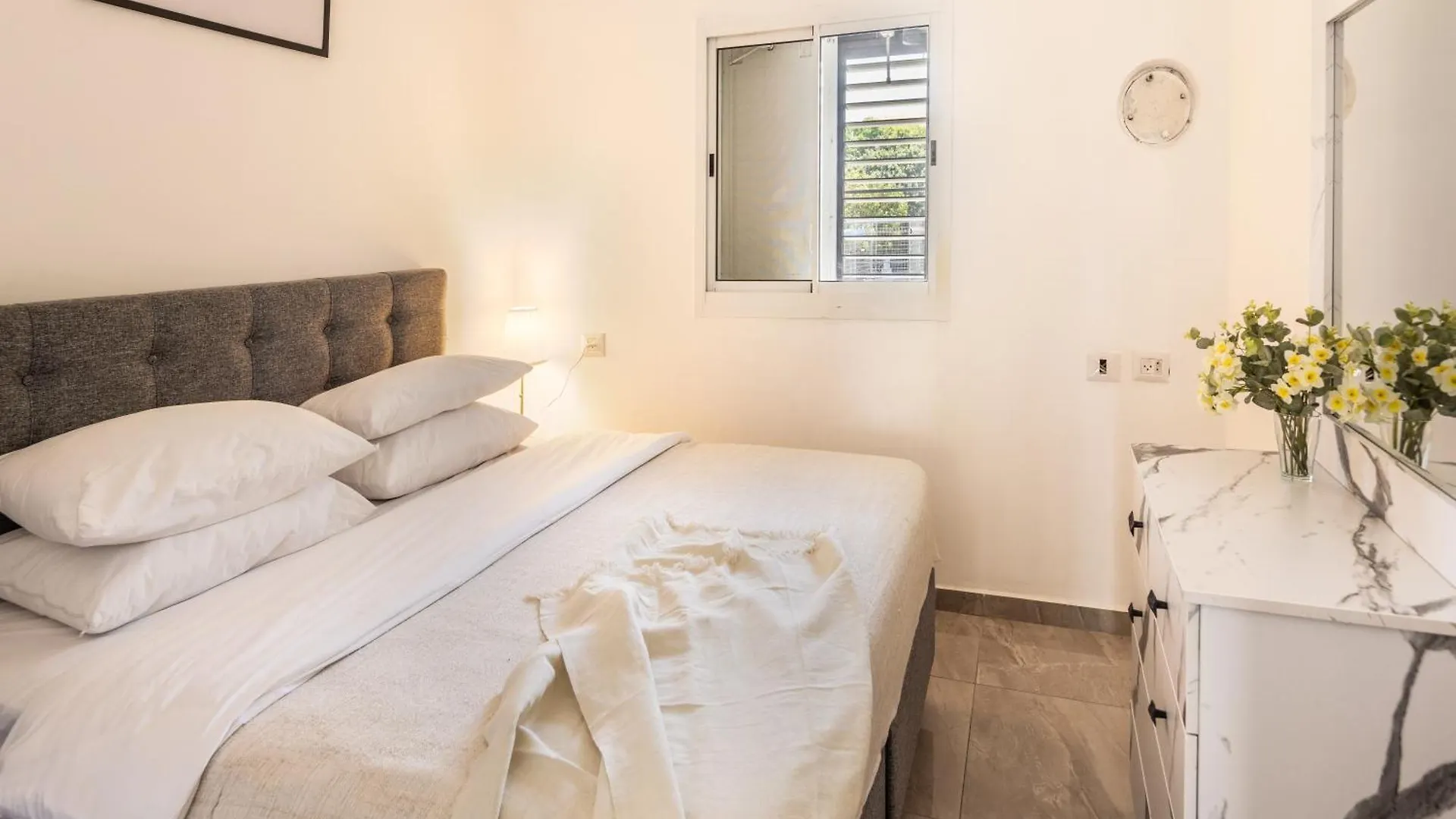 Bahai Gardens Vista Apartments With Mamad By Sea N' Rent ハイファ 0*,